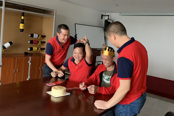 東莞自動(dòng)靜電噴槍廠家 東莞自動(dòng)靜電噴槍廠家